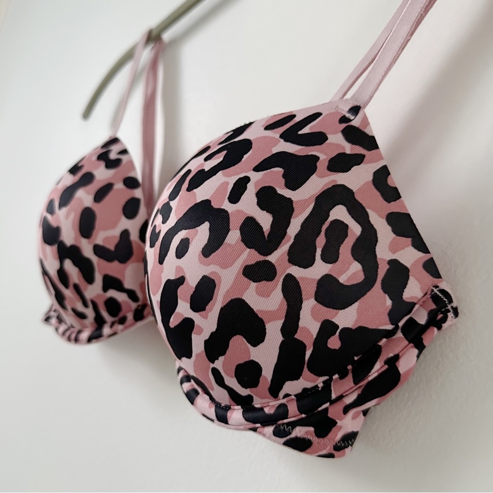 Victoria’s Secret PINK Bra - Picture 3 of 14